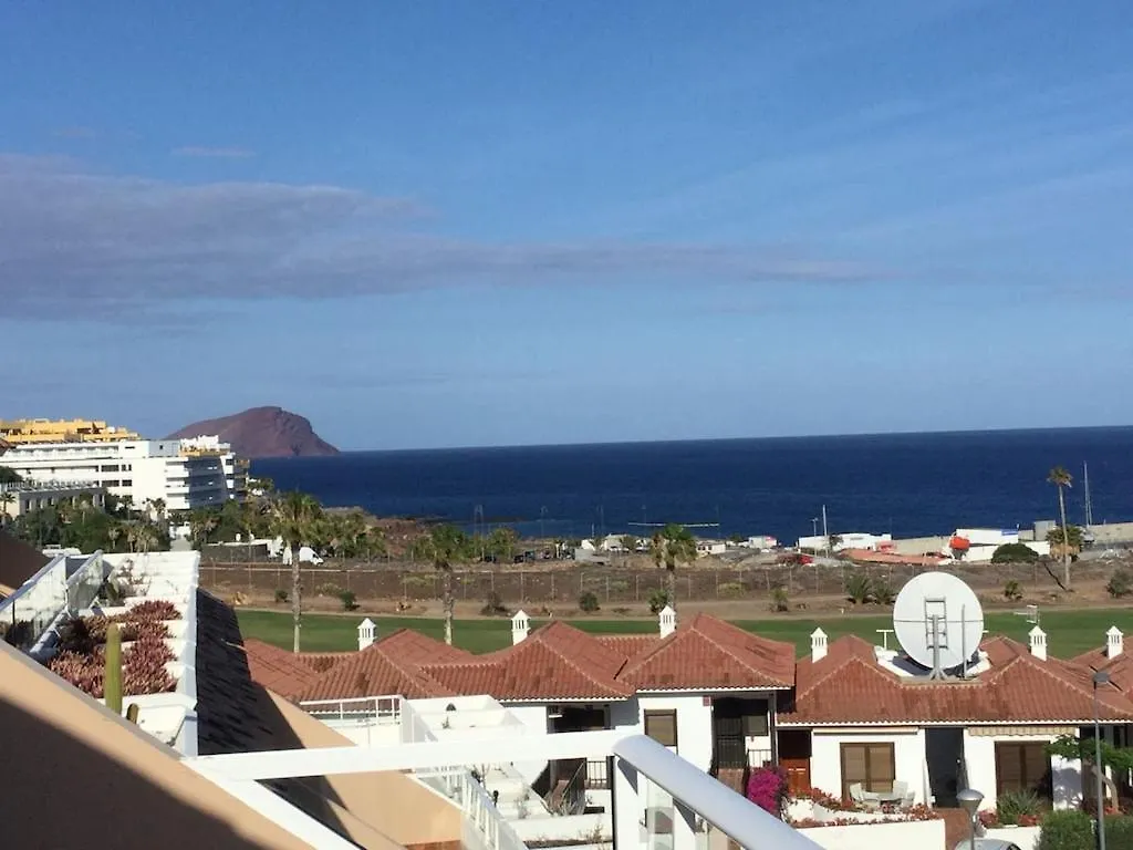 Stunning 2 Bedroom Apartment With Full View Of The Sea And Marina , Full Sun San Miguel de Abona